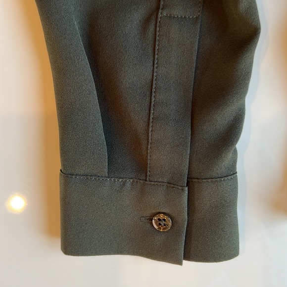 Blouse V neck style Dark green ribbed collar RW&Co - Picture 5 of 7